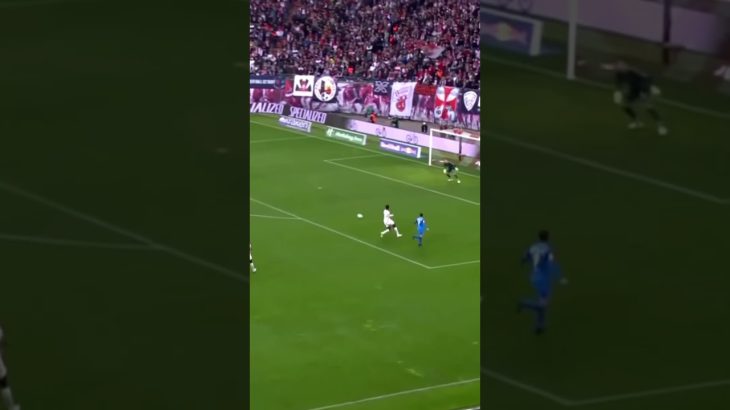 町野のゴラッソが美しすぎる #サッカー #日本代表 #町野修斗 #ホルシュタイン