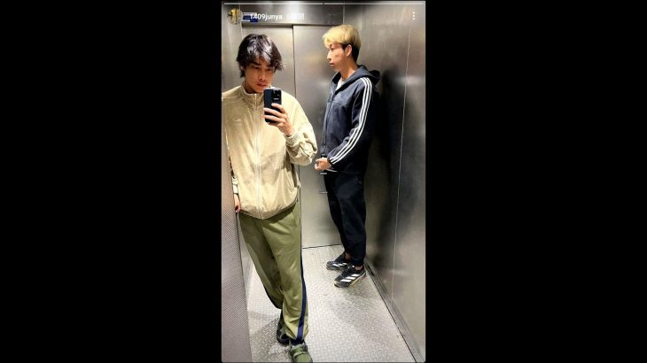 伊東純也がフランス到着！新ヘアスタイルでイメチェン披露